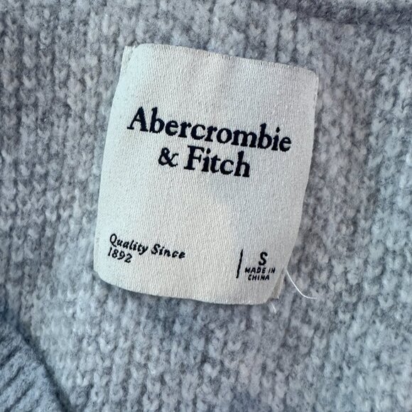 ABERCROMBIE & FITCH Super Soft Houndstooth Plaid Sweater Vest Size Small Grey - Picture 9 of 9